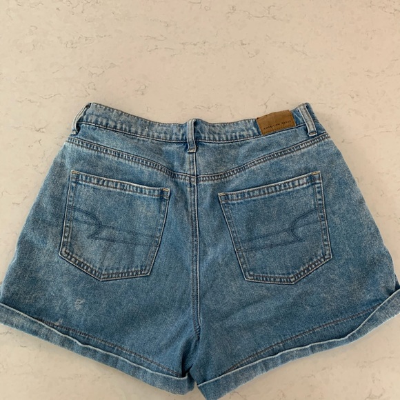 American Eagle Light Wash Mom Shorts - Picture 7 of 11